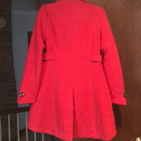 Beautiful red women’s winter jacket. - Picture 4 of 4